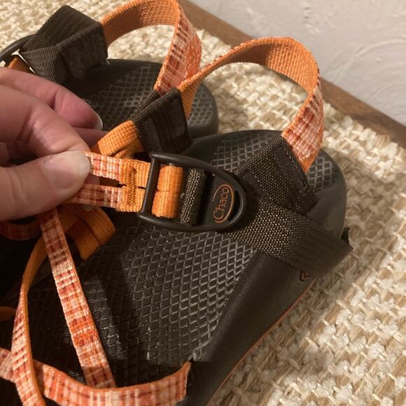 Chaco Sandals Pinkish Orange Color Adjustable Strap Women's 7 - Picture 3 of 6